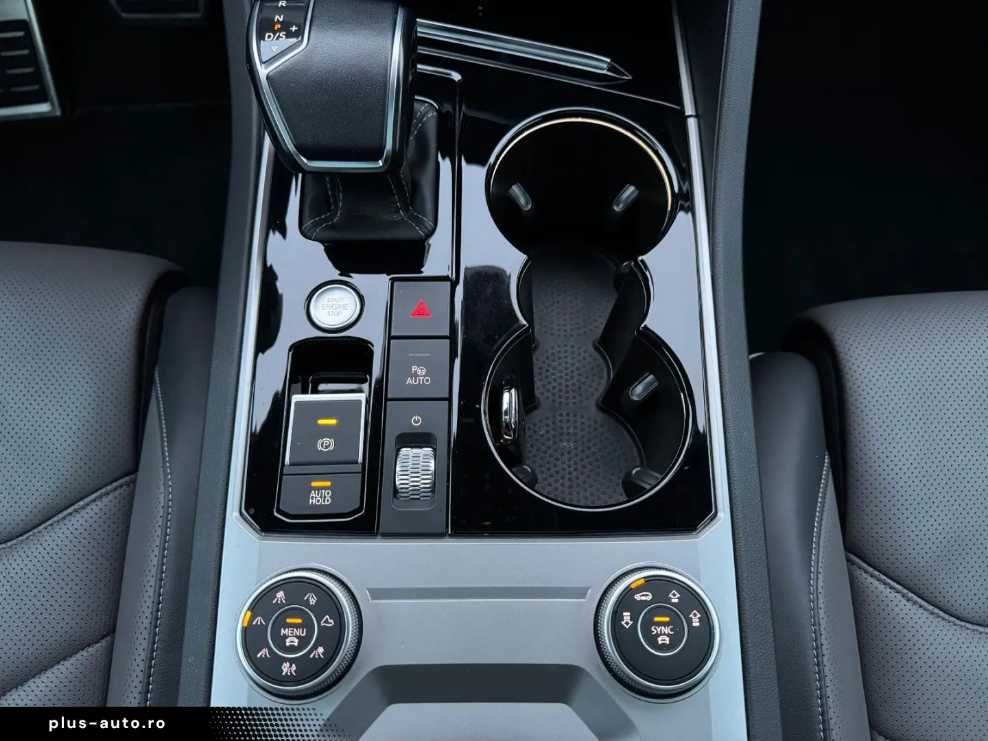 VW Touareg R-Line 4Motion Allradlenkung Pano Dynau