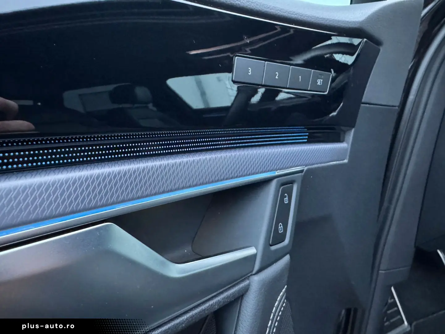 VW Touareg R-Line 4Motion Allradlenkung Pano Dynau