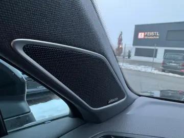 VW Touareg R-Line 4Motion Allradlenkung Pano Dynau