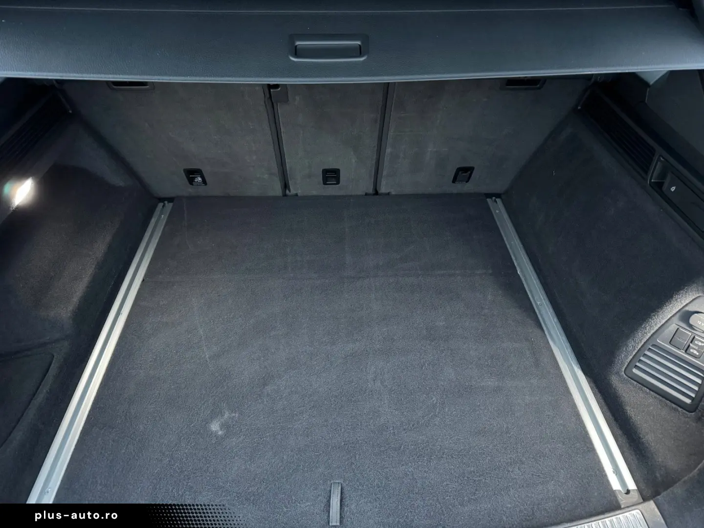 VW Touareg R-Line 4Motion Allradlenkung Pano Dynau