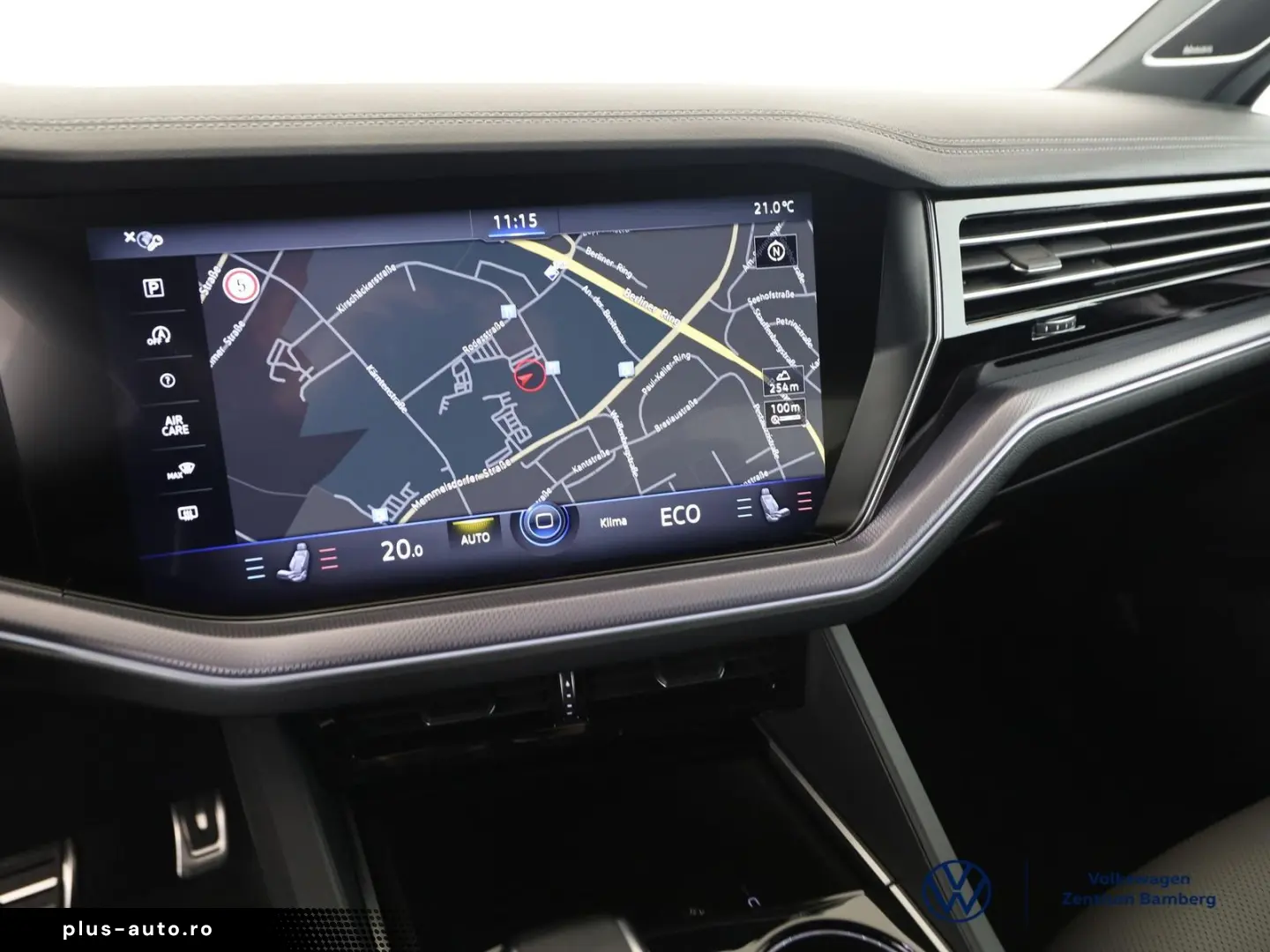 VW Touareg 3.0 V6 TSI R-LINE 4MOTION GJR PANO AHK