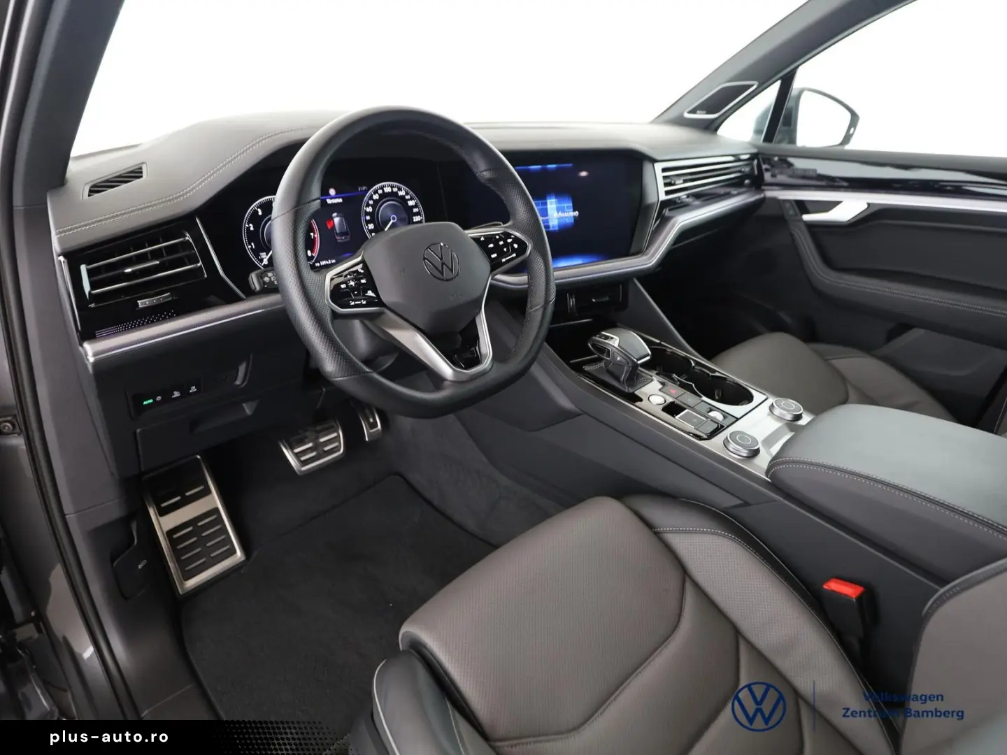 VW Touareg 3.0 V6 TSI R-LINE 4MOTION GJR PANO AHK