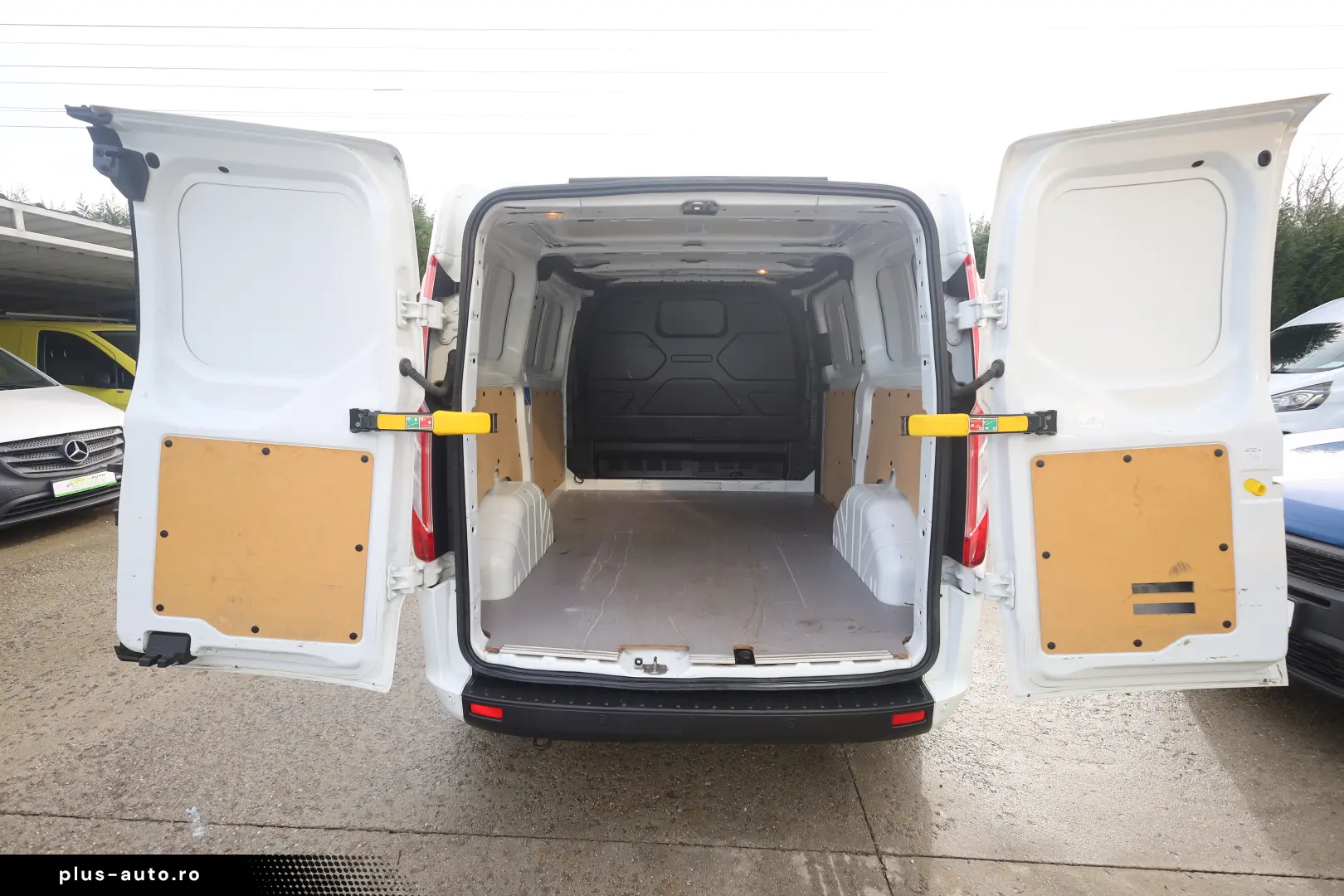 Ford Transit Custom L1H1 2.0D 106CP