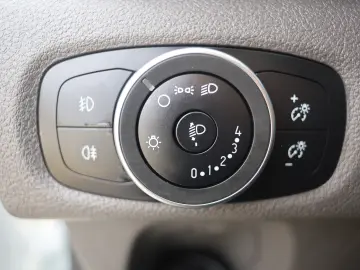 Ford Transit Custom L1H1 2.0D 106CP