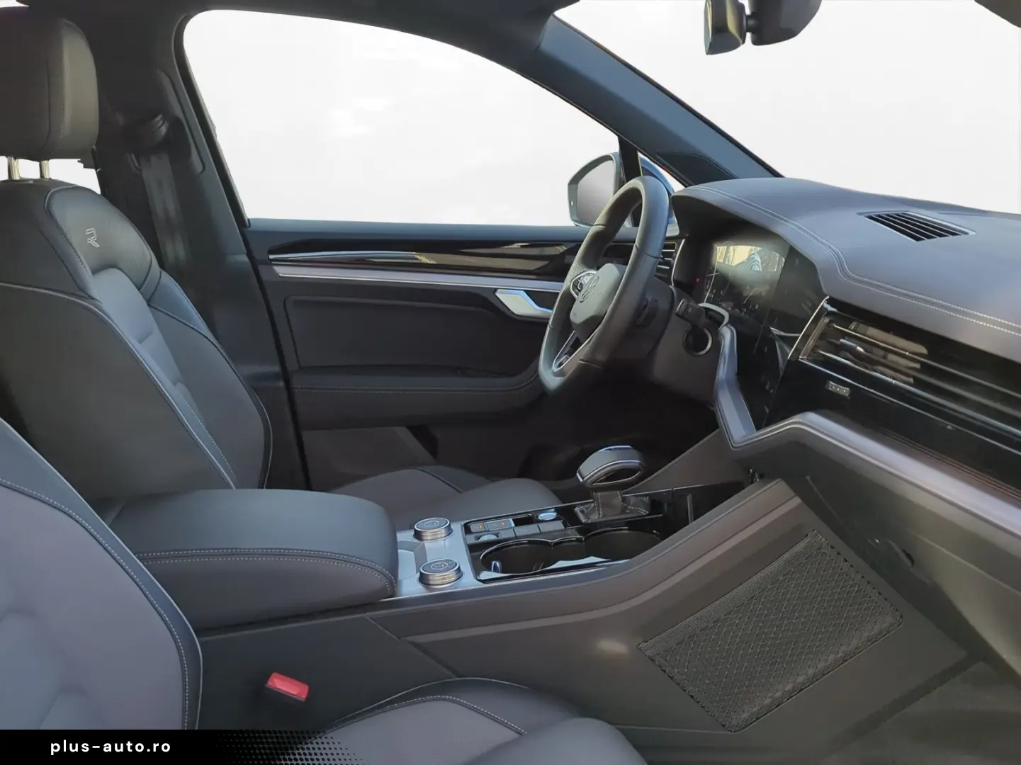 VW Touareg 3.0 V6 TDI R-Line 4Motion AHK Pano Luft