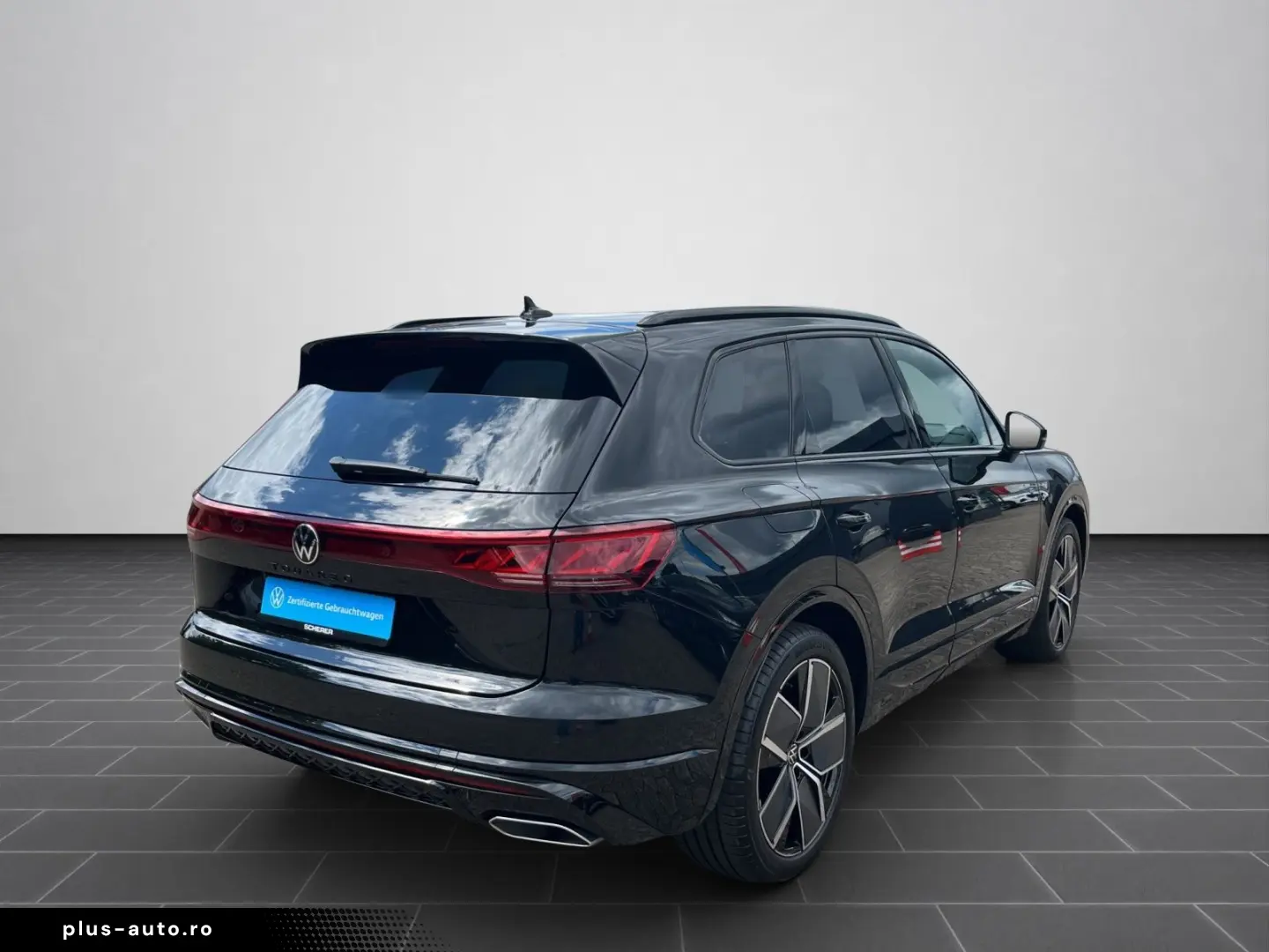 VW Touareg 3.0 V6 TDI R-LINE AHK DYNAUDIO BLACK STY