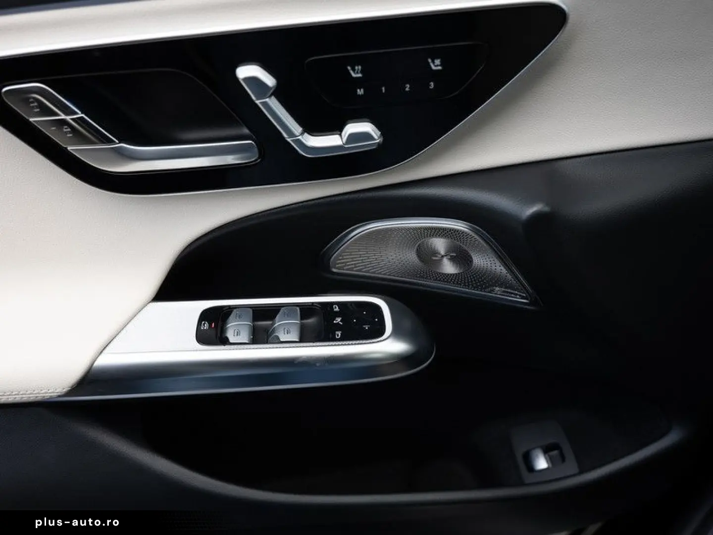 MERCEDES-BENZ E 220 d 4M AMG-Sport Super Pano Burm AHK Night