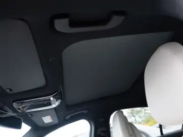 MERCEDES-BENZ E 220 d 4M AMG-Sport Super Pano Burm AHK Night