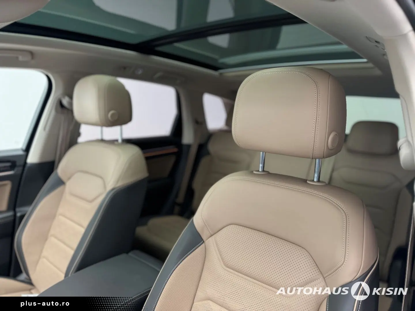 VW Touareg 3.0 TSI 4M R-Line V6  Luftf  Pano  STHZG