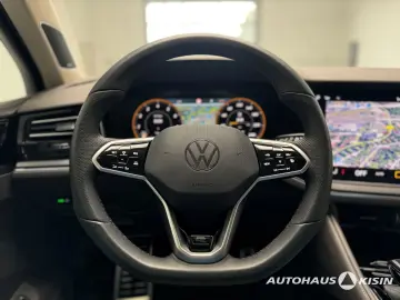 VW Touareg 3.0 TSI 4M R-Line V6  Luftf  Pano  STHZG