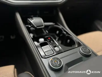 VW Touareg 3.0 TSI 4M R-Line V6  Luftf  Pano  STHZG