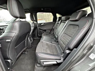 FORD Kuga 2.5 Duratec Plug In Hybrid ST Line X