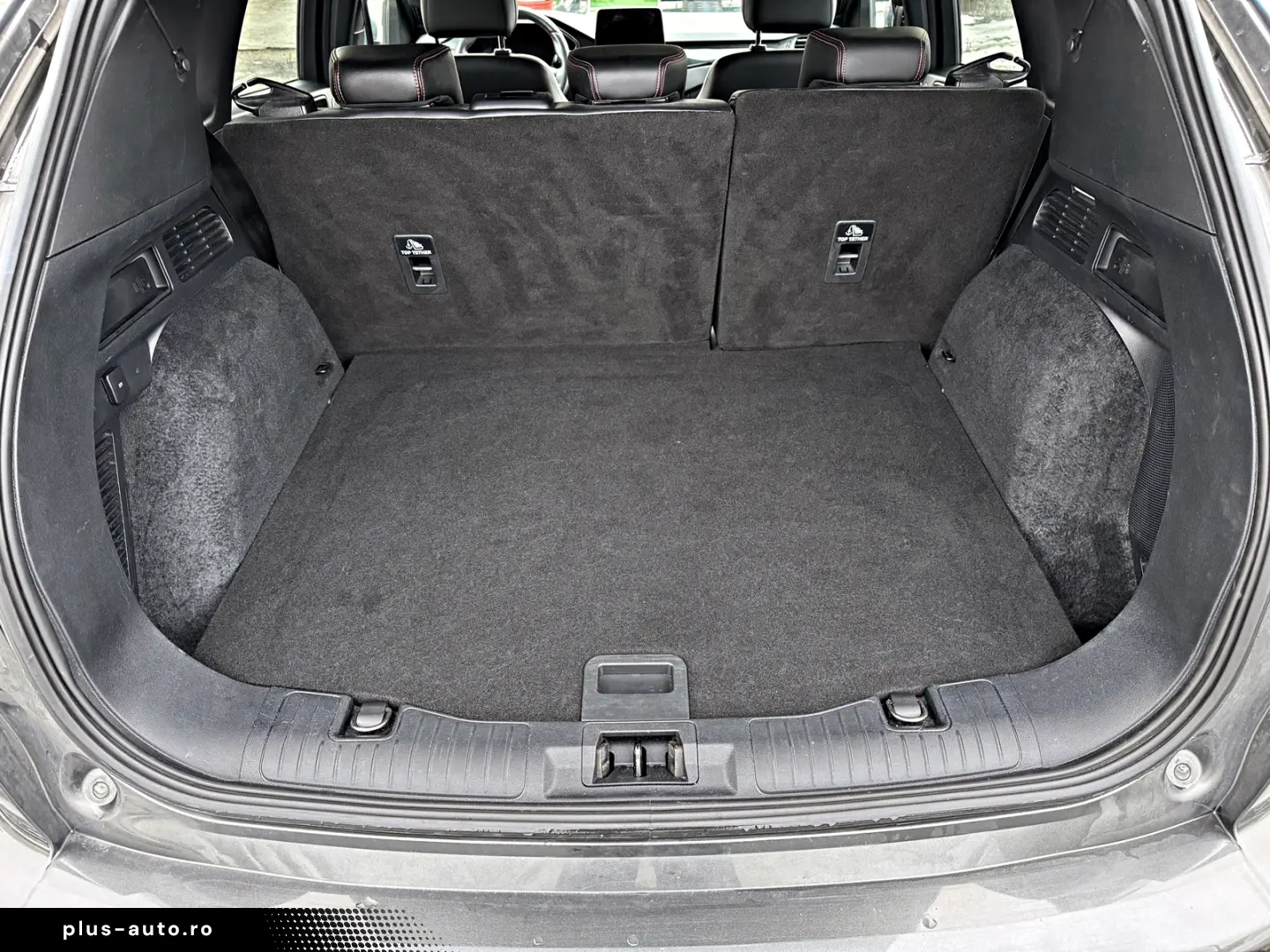 FORD Kuga 2.5 Duratec Plug In Hybrid ST Line X