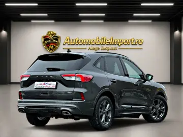 FORD Kuga 2.5 Duratec Plug In Hybrid ST Line X