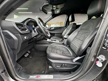 FORD Kuga 2.5 Duratec Plug In Hybrid ST Line X
