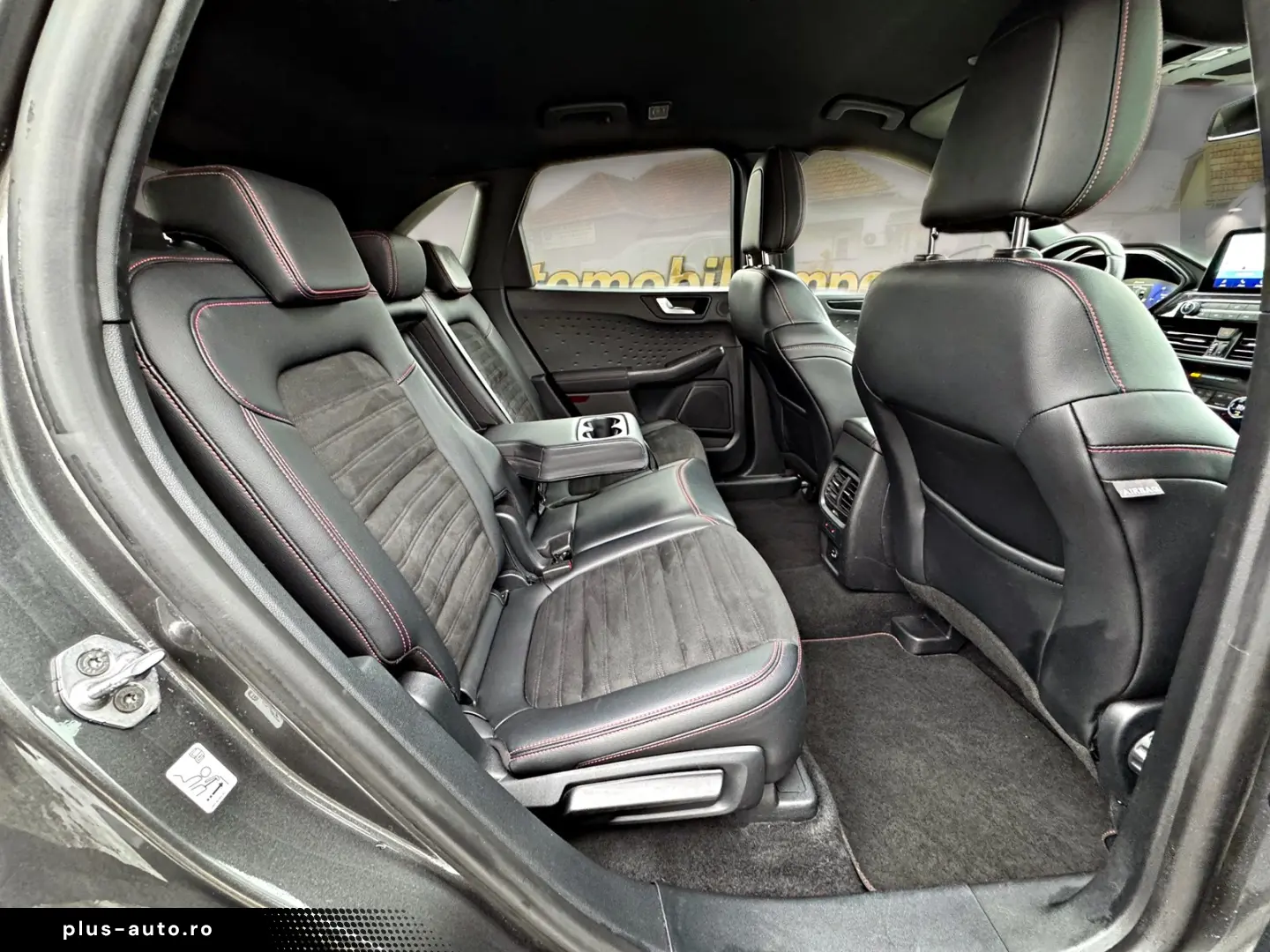 FORD Kuga 2.5 Duratec Plug In Hybrid ST Line X