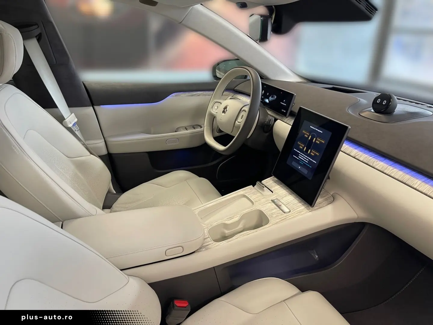 NIO ET7 100kwH  Massage   Pano Long Range  480KW