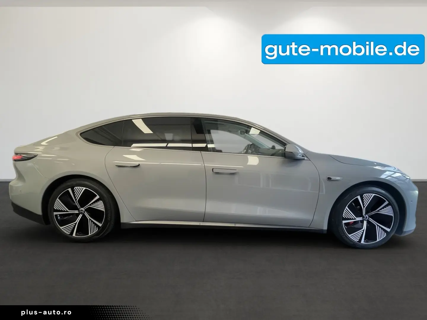 NIO ET7 100kwH  Massage   Pano Long Range  480KW