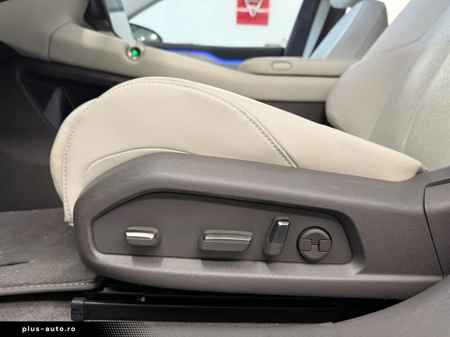 NIO ET7 100kwH  Massage   Pano Long Range  480KW