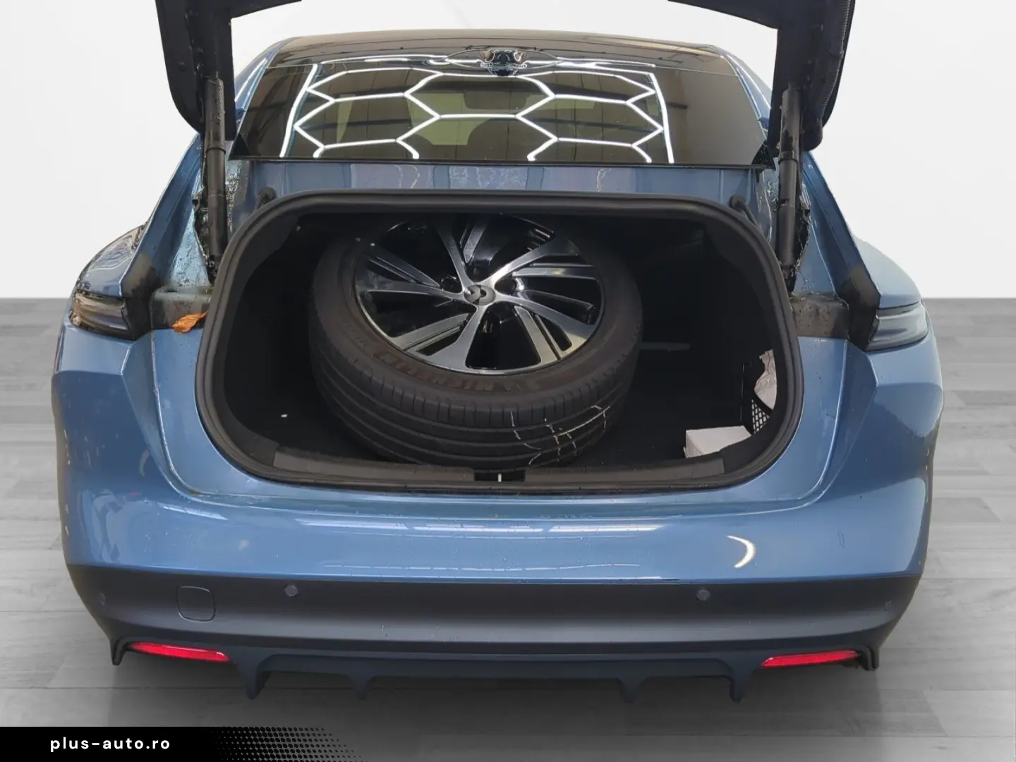 NIO ET5 100 kWh ACC NAD AHK Pano 360  Massage MIETBA