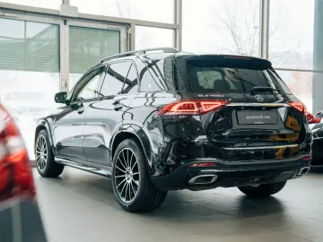 MERCEDES-BENZ GLE 400d   HUD   Standheizung   AMG-Paket