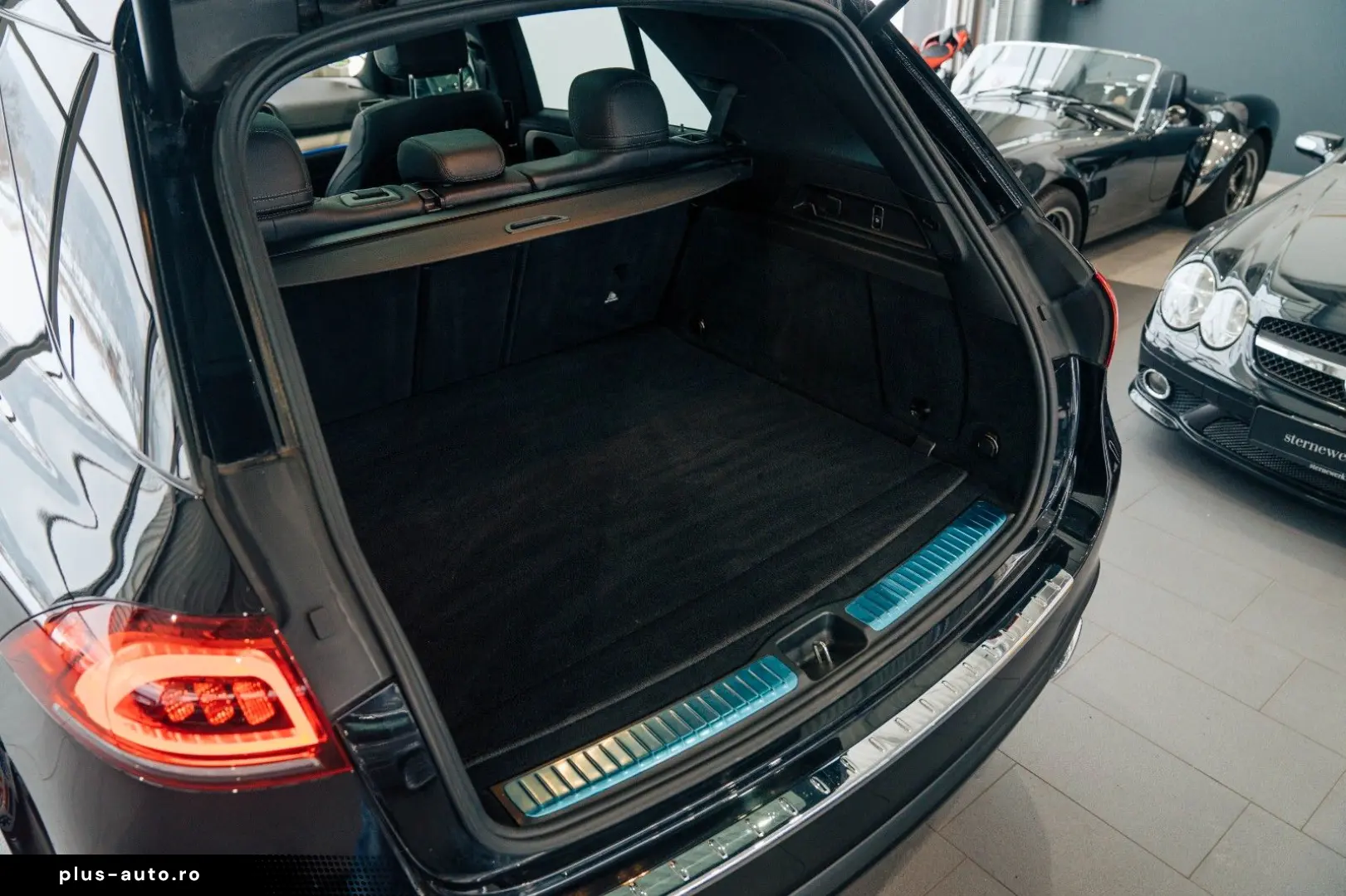 MERCEDES-BENZ GLE 400d   HUD   Standheizung   AMG-Paket