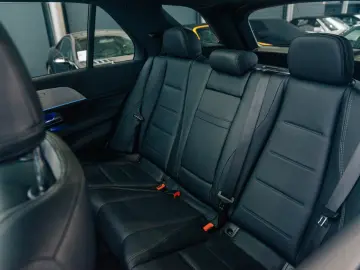 MERCEDES-BENZ GLE 400d   HUD   Standheizung   AMG-Paket