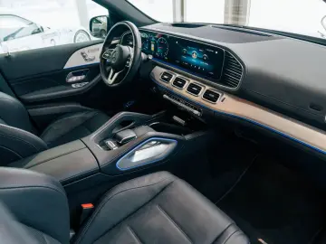 MERCEDES-BENZ GLE 400d   HUD   Standheizung   AMG-Paket