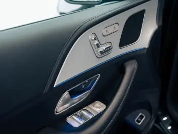 MERCEDES-BENZ GLE 400d   HUD   Standheizung   AMG-Paket