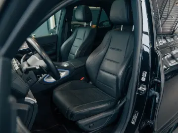 MERCEDES-BENZ GLE 400d   HUD   Standheizung   AMG-Paket