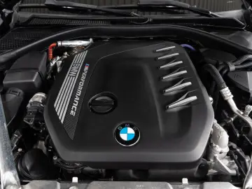 BMW M440 d xDrive Coupe CARBON H K INDIVIDUAL LEDER