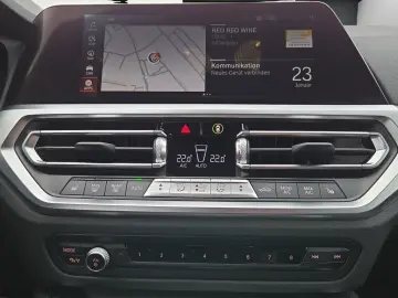 BMW M440i xDrive Lim. LASER NAVI HUD SPORTSITZ SHZ