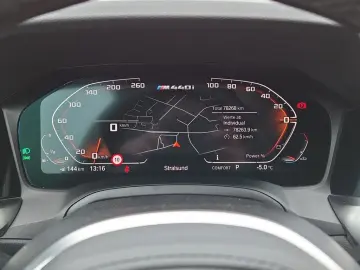 BMW M440i xDrive Lim. LASER NAVI HUD SPORTSITZ SHZ