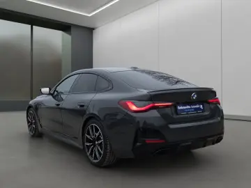 BMW M440i xDrive Lim. LASER NAVI HUD SPORTSITZ SHZ
