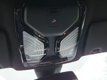 BMW M440i xDrive Lim. LASER NAVI HUD SPORTSITZ SHZ