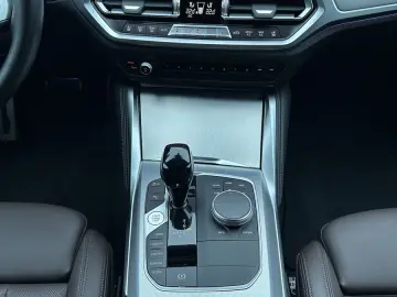 BMW M440i Gran Coupé xDrive NAV LED HEAD-UP AHK 19ZO