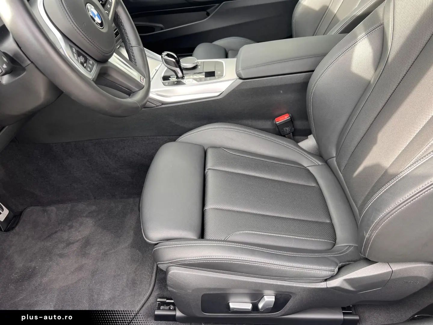 BMW M440i xDrive Coupé HiFi DAB WLAN Tempomat Shz