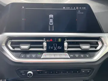 BMW M440i xDrive Coupé HiFi DAB WLAN Tempomat Shz