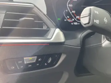 BMW M440i xDrive Coupé HiFi DAB WLAN Tempomat Shz