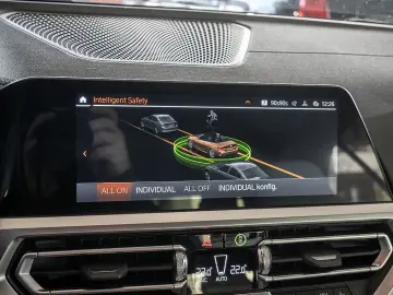 BMW M440i Cabrio xDrive 360  LASER HUD NAVI LEDER KE