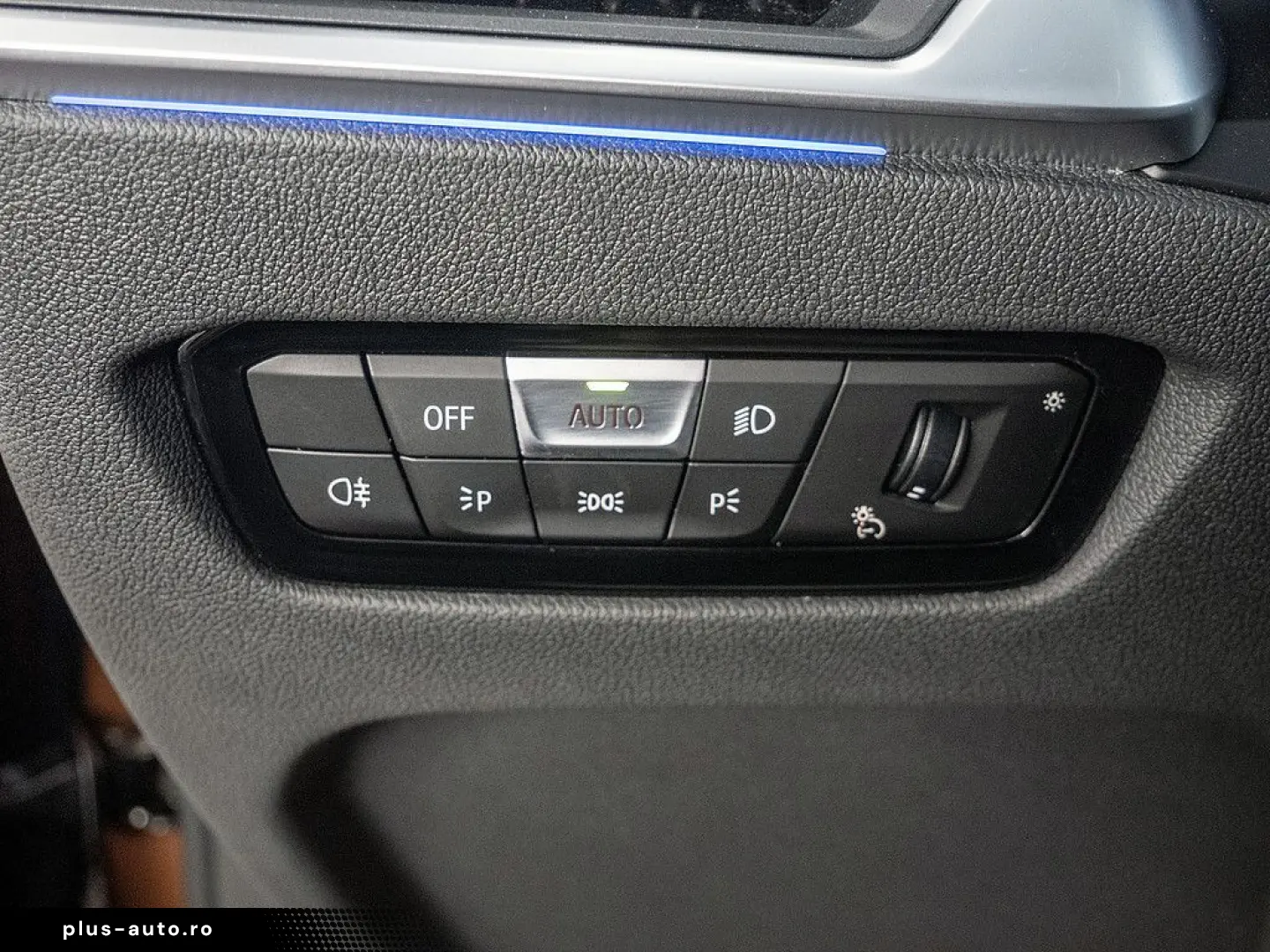 BMW M440i Cabrio xDrive 360  LASER HUD NAVI LEDER KE