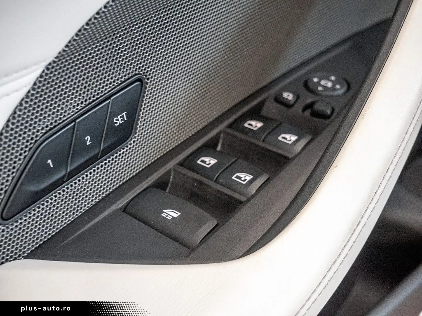 BMW M440i Cabrio xDrive 360  LASER HUD NAVI LEDER KE