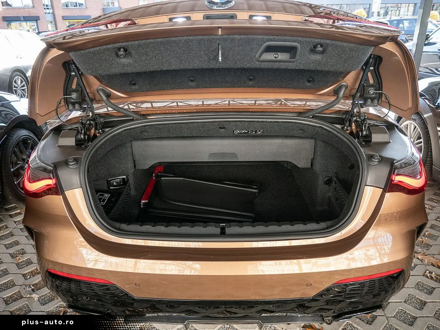 BMW M440i Cabrio xDrive 360  LASER HUD NAVI LEDER KE