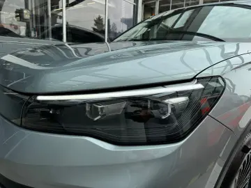 VW Tiguan Life 2.0 TDI DSG 4Motion -AHK DCC