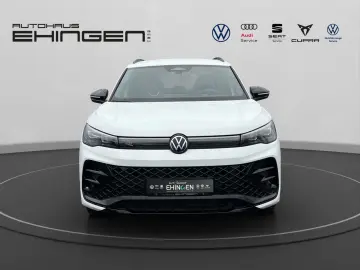 VW Tiguan R Line 2.0 TDI 4Motion DSG AHK ACC LED Na