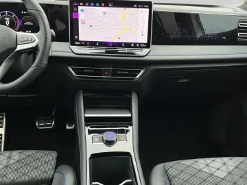 VW Tiguan R Line 2.0 TDI 4Motion DSG AHK ACC LED Na