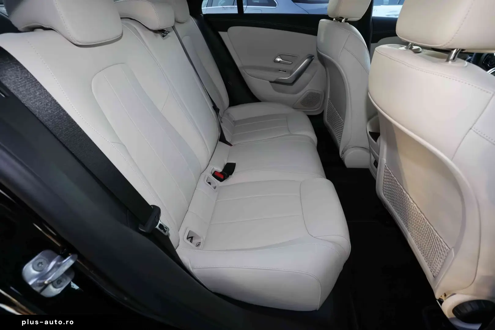 Mercedes-Benz CLA 180Coupé LEDER BEIGE DISTRONIC TOTWINKEL