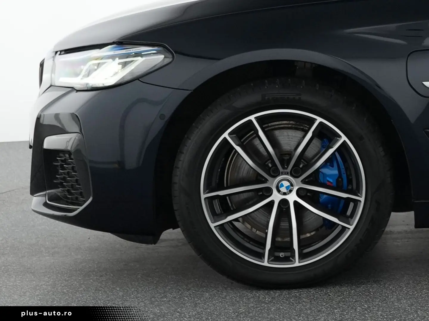 BMW 530e xDrive M-Sport HeadUp Kamera LED Kessy SHZ