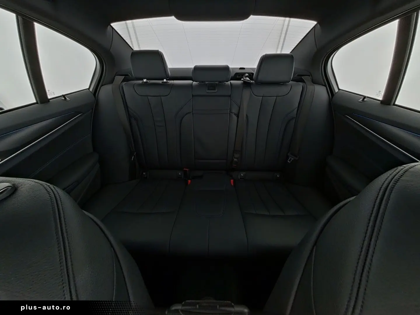 BMW 530e xDrive M-Sport HeadUp Kamera LED Kessy SHZ