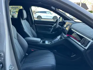 BYD Seal U DM-i Design Panorama LED Head-Up Ambiente